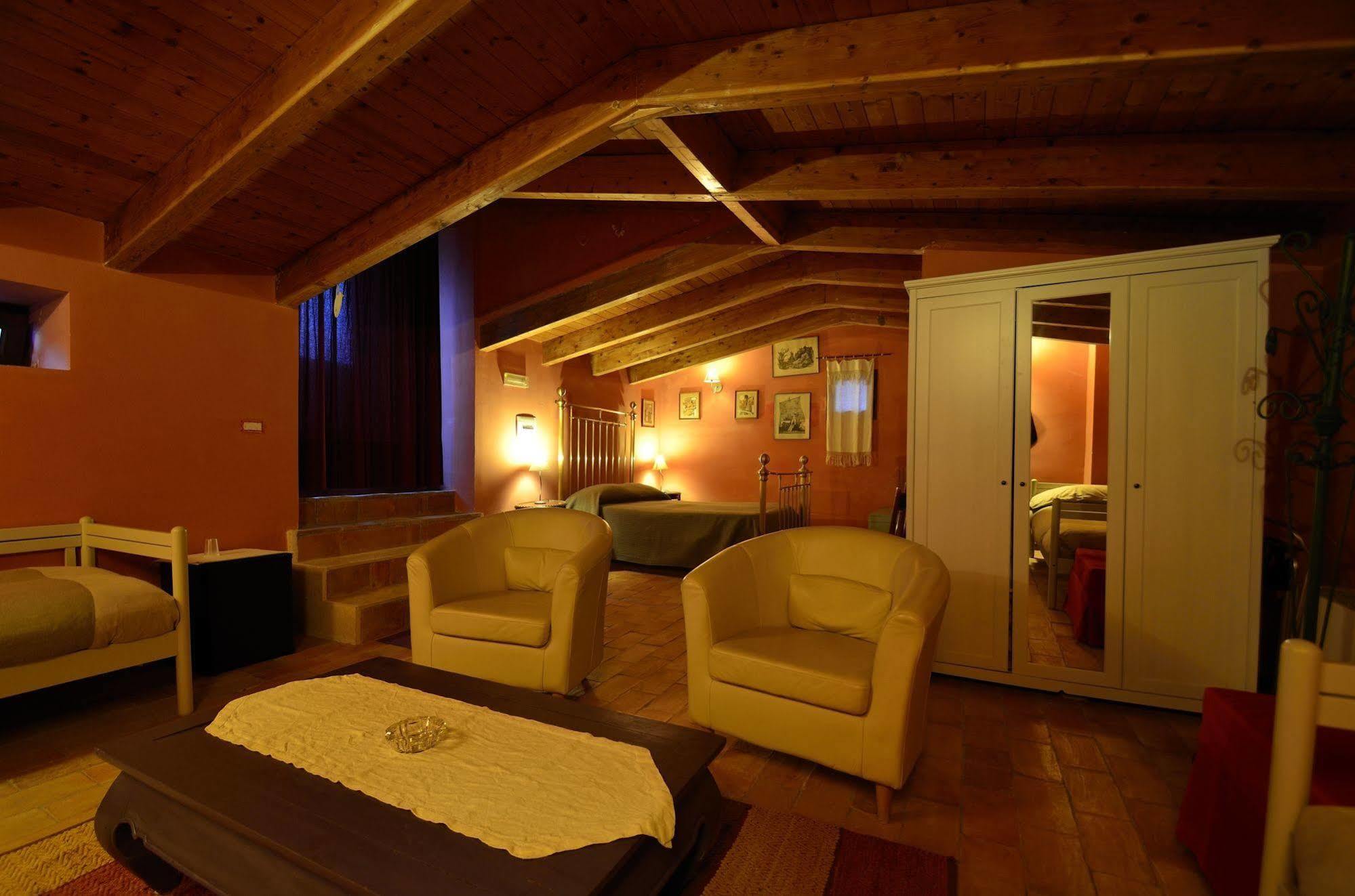 Manouche Osteria B&B San Leucio Екстер'єр фото
